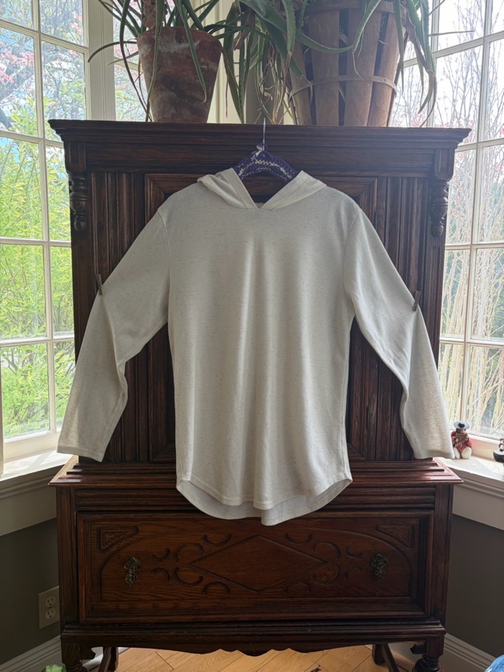 PacSun Ivory Scallop Fit Hooded Top